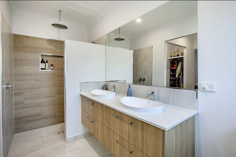 Deloraine Design 009